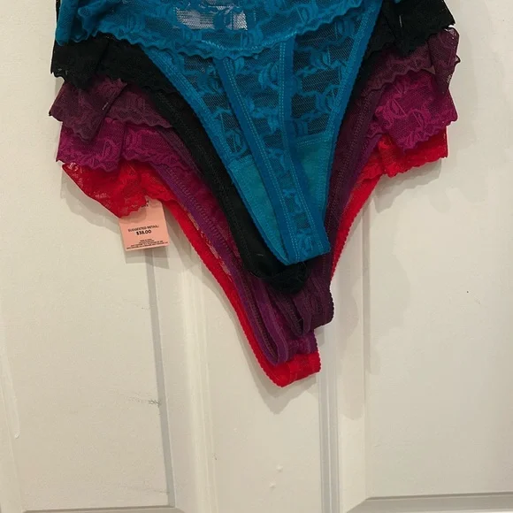 Juicy Couture Vibrant Lace Thong Collection - Picture 4 of 5